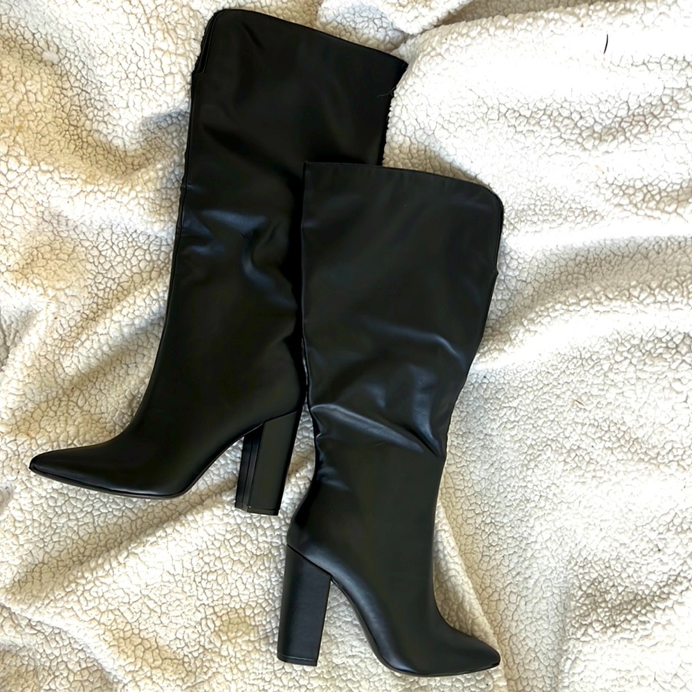 Justfab heeled boot Mattison. Size 7